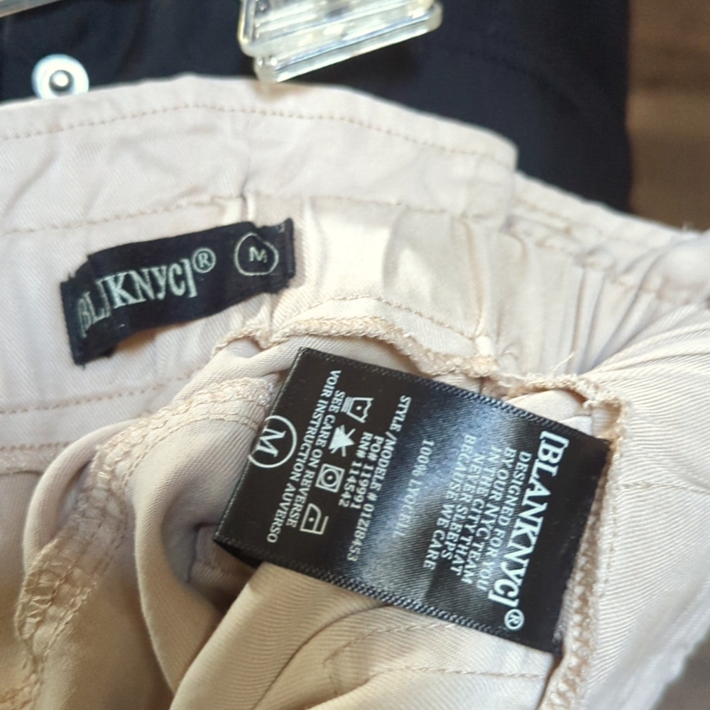 BLANK NYC Lyocell Safari Cargo Shorts Cream Size Medium NEW - Picture 6 of 7